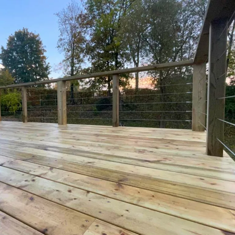 Terrasse en bois réalisée par MCH
