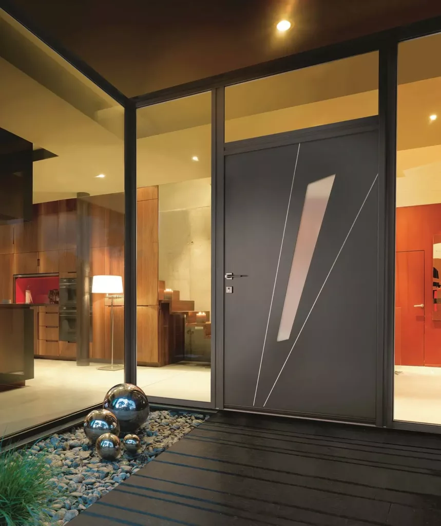 Chez MCH, nous installons des portes d’entrée sur mesure